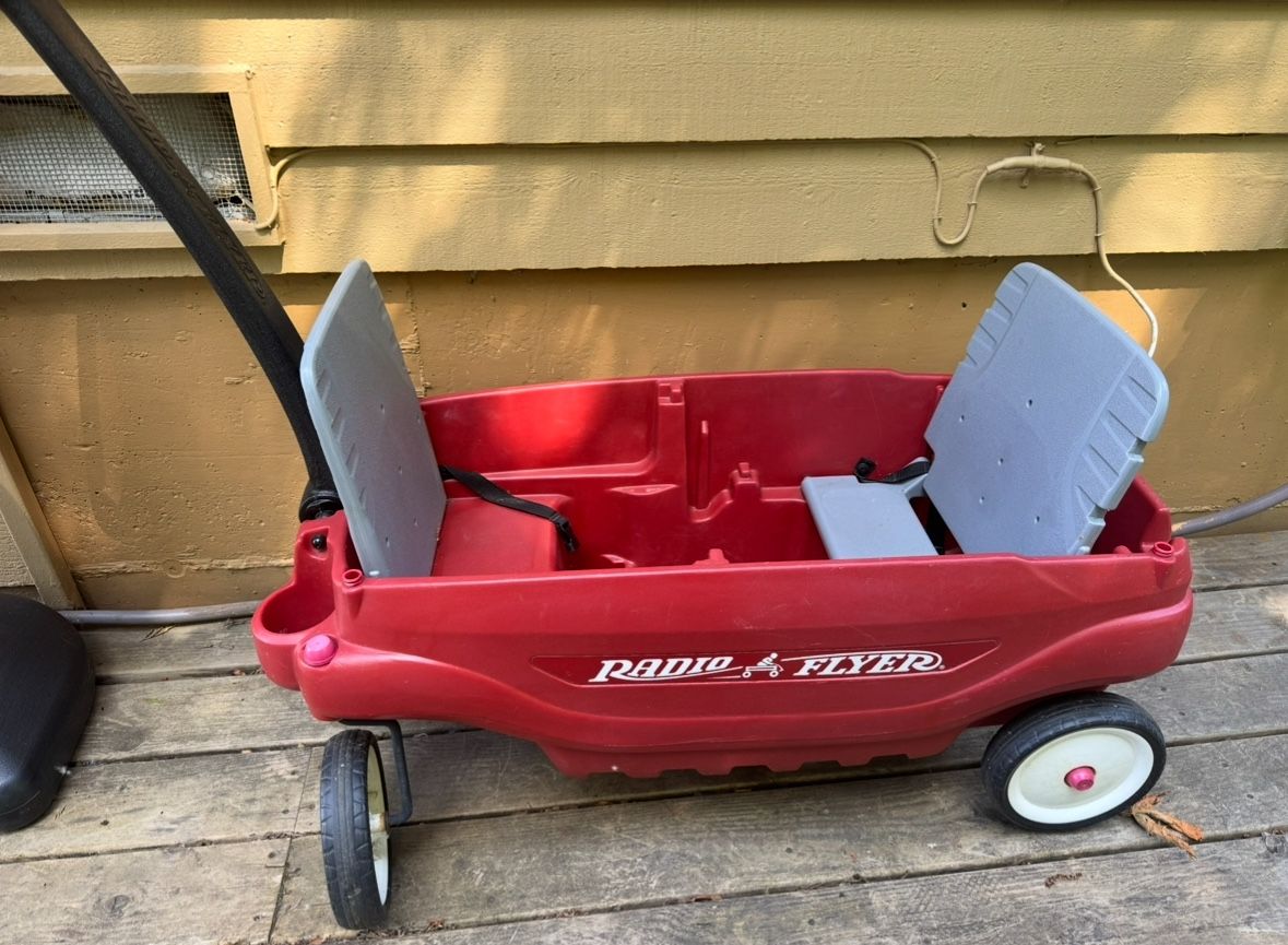 Radio Flyer Red Plastic Wagon With Canopy
