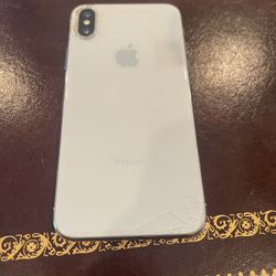 Unlocked iPhoneX 64 GB Cracked Back / Case Included