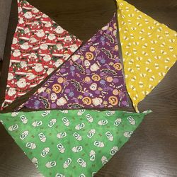 4 Doggie Neck Handkerchiefs. Xmas, Halloween, Puppucino, Bumble Bee