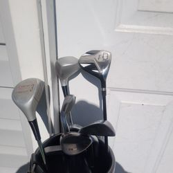 Golf Clubs 