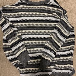 Striped Warm Knitted Sweater/Crewneck