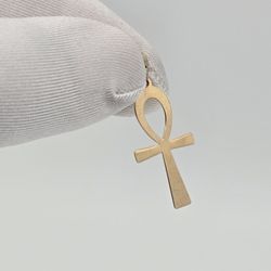 10k Cross Pendant