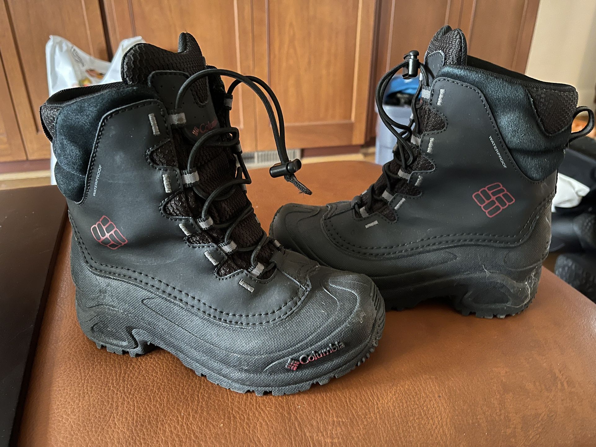 Columbia Snow Boots- Size 3