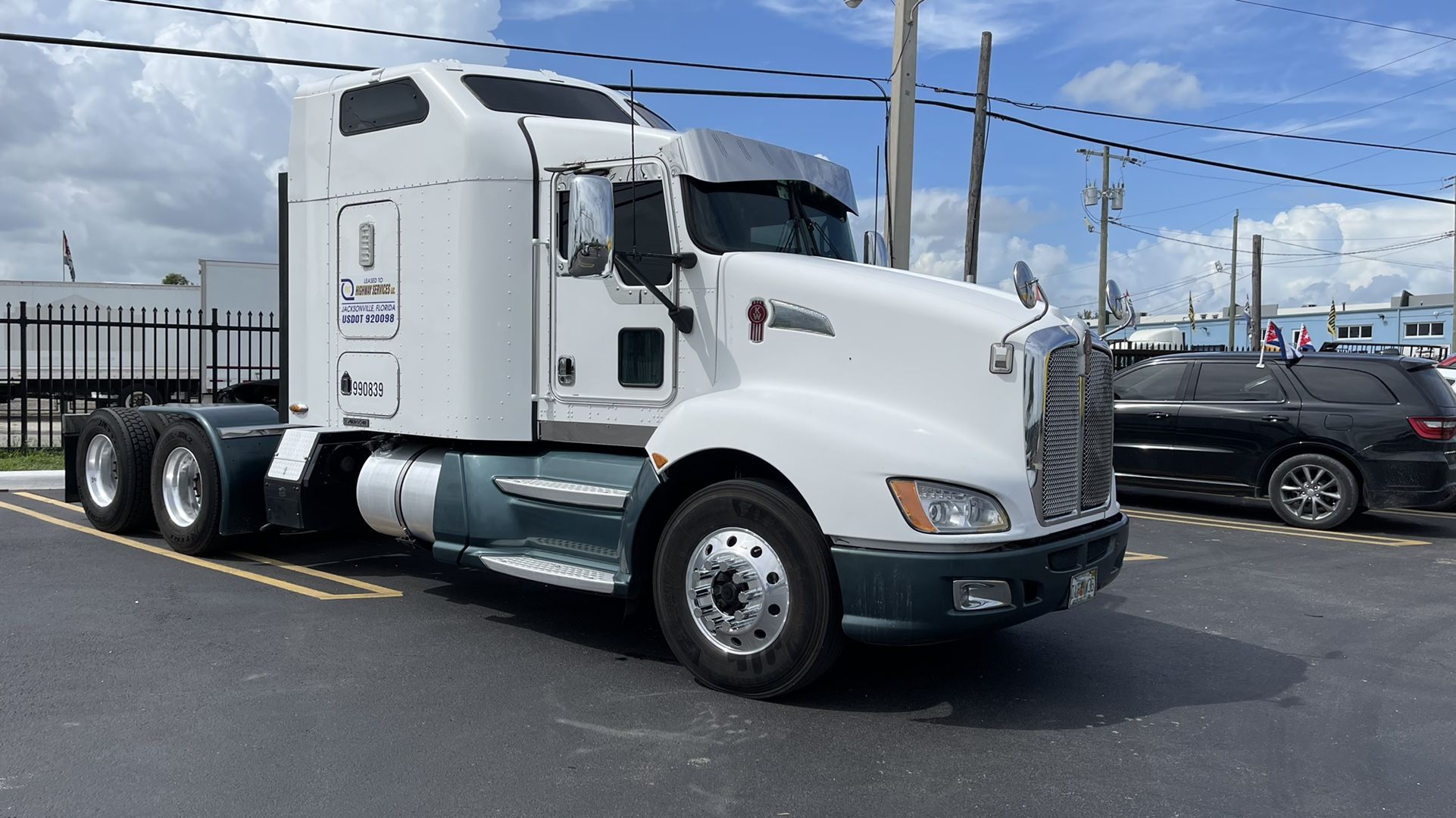 Kenworth T(contact info removed)