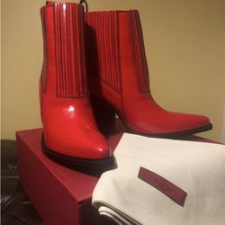 Valentino Garavani Boots Sz 8.5