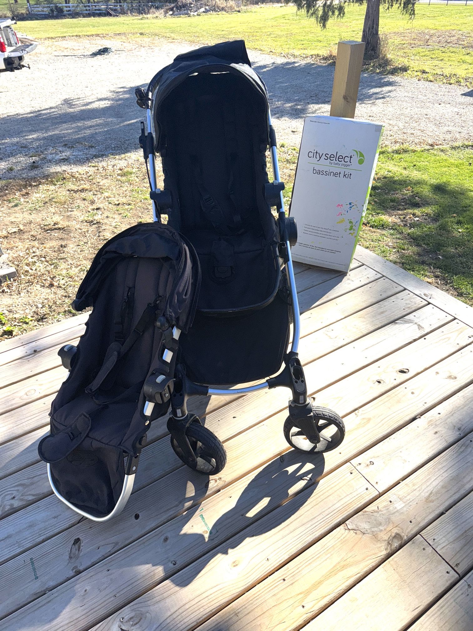 City Select by Baby Jogger, Double Stroller kit with Bassinet 