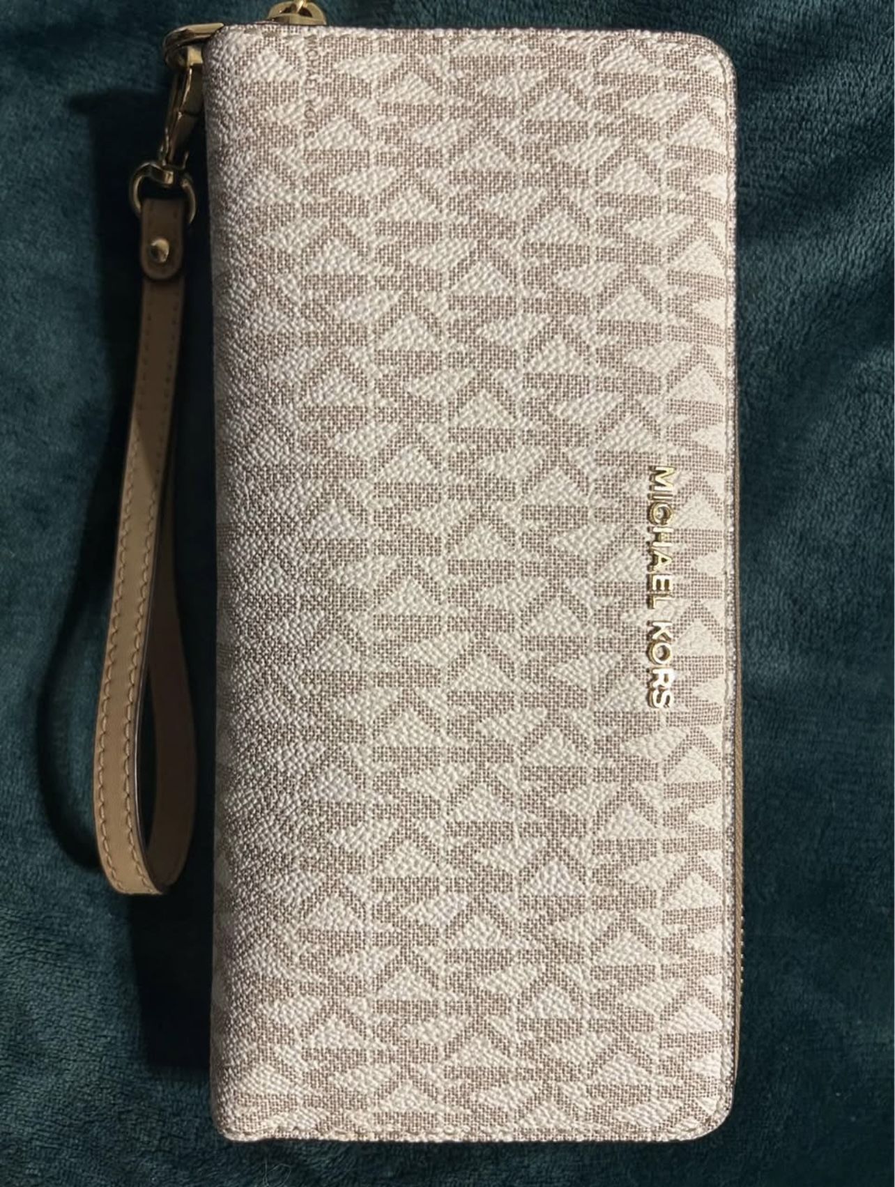 Michael Kors wallet