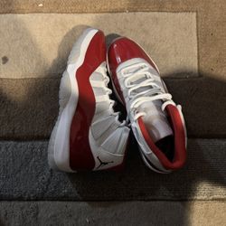 Jordan Retro 11 Cherry Size 11.5