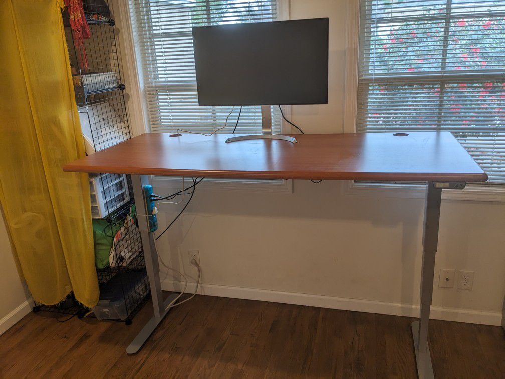 Desk, Sit/Stand, Home Office - Excellent Condition