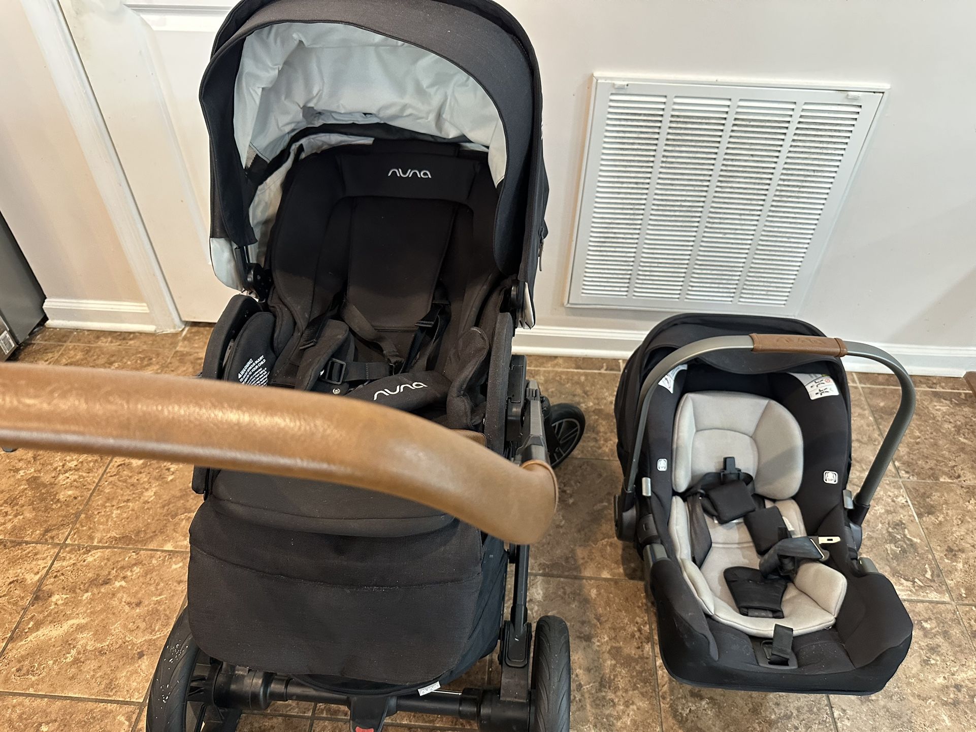 Nuna Travel System