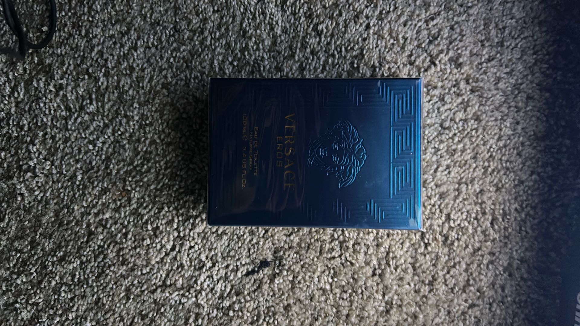 selling versace cologne