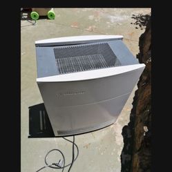 Like new Blue Air Air purifier (Air Filter)