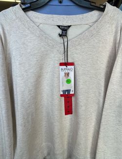 Ladies Buffalo v neck sweater