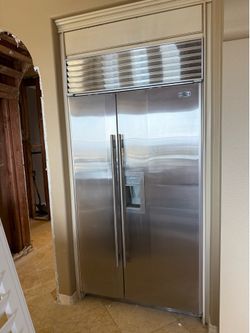 Refrigerator