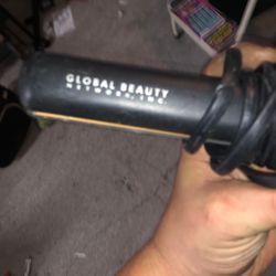 Hair straightener