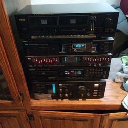 Vintage Stero And Speakers Double Tape And Tuner And Eq