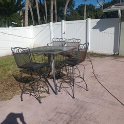Patio Furniture 