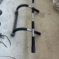 Pull Up Bar