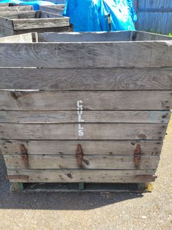 Outdoor storage Crates