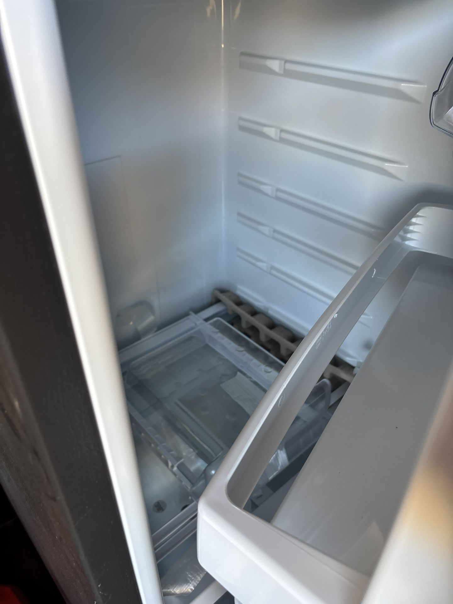 Stainless steel refrigerator