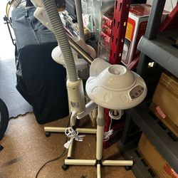 2 In 1 Facial Steamer And Maglamp 