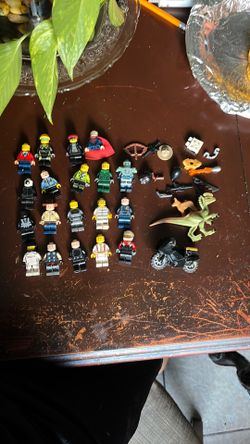 Legos mini figures
