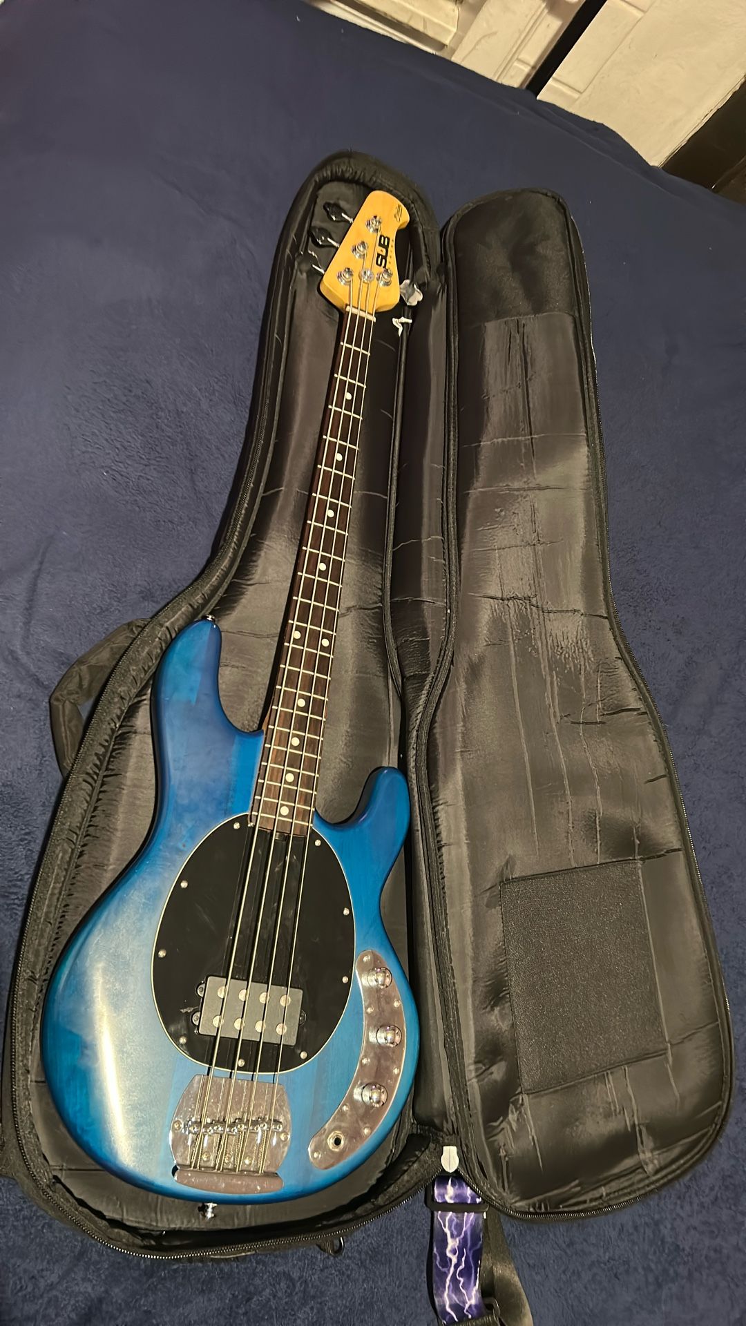 Bass Guitar 