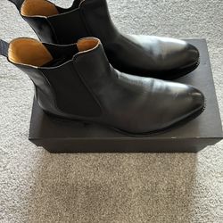 Black Chelsea Boots - 9.5 US Mens