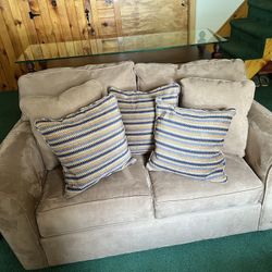 Loveseat - Like New! No Stains! Beautiful!  $50