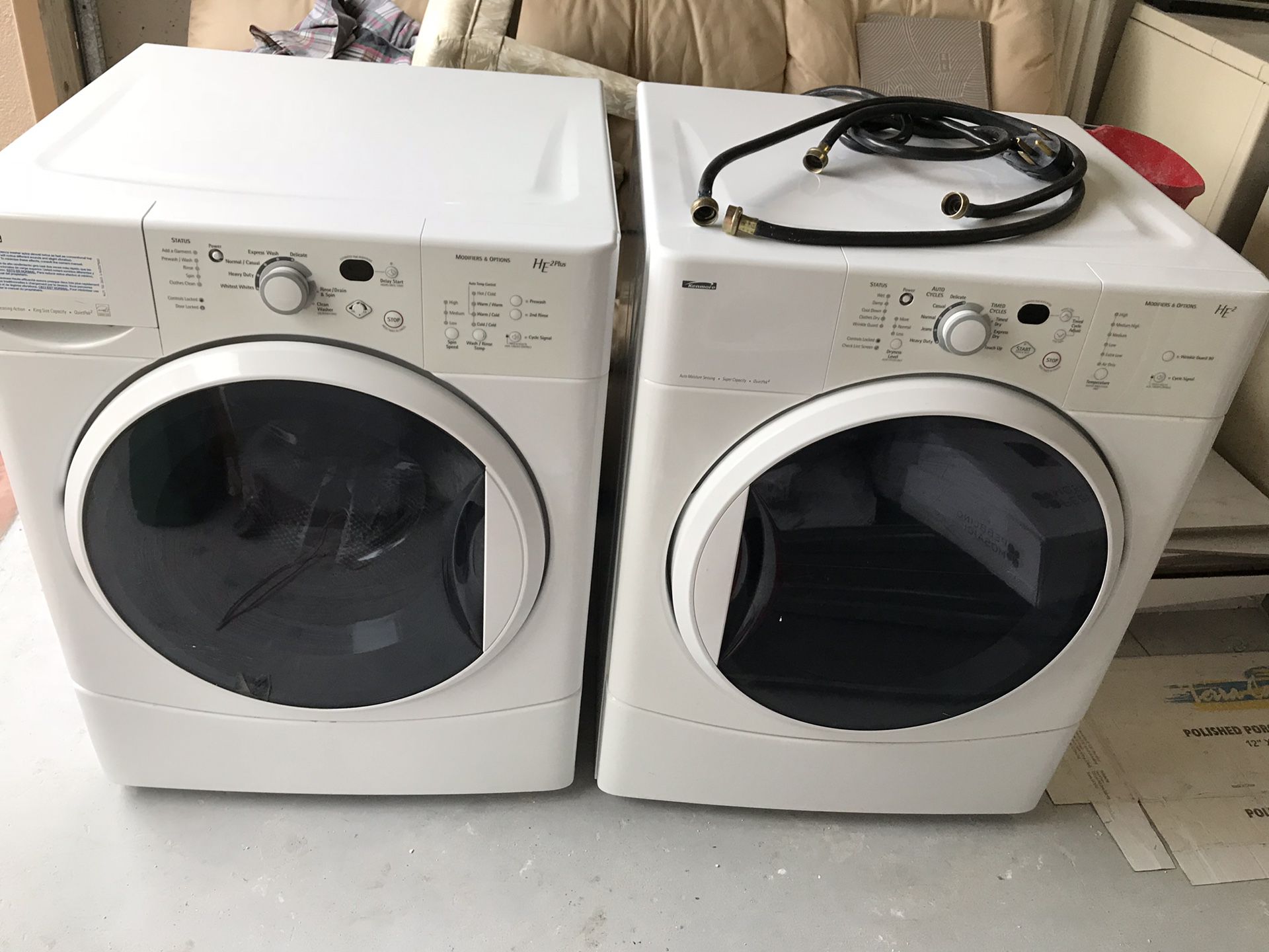 Great condition Kenmore washer and Dryer working good