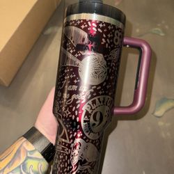 Custom Harry Potter Stanley 40oz (NEVER USED)