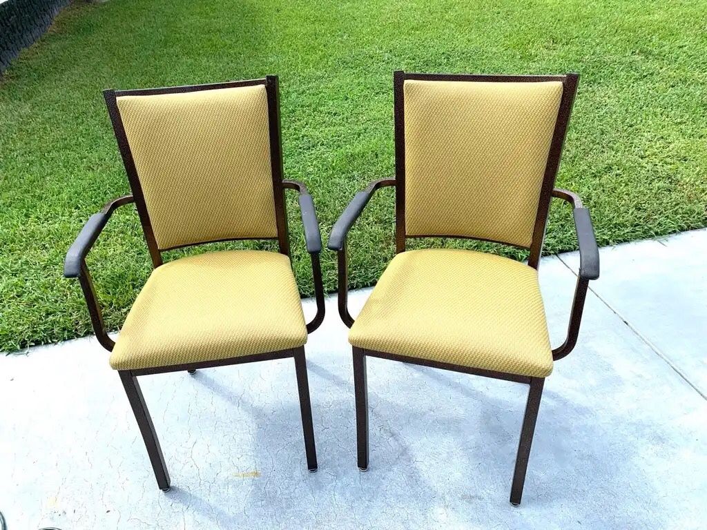 2 VERY NICE HEAVY QUALITY METAL CHAIRS