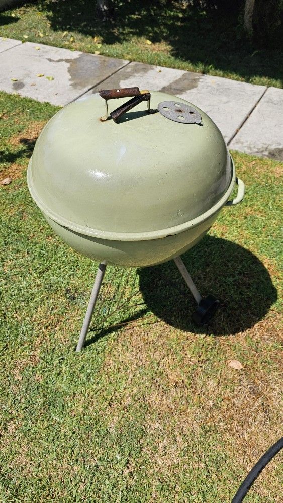 Vintage Weber Grill