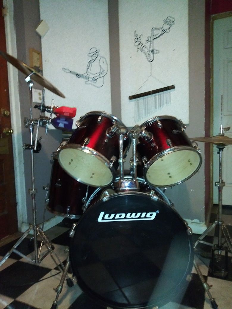 Ludwig Drum Set with EXTRAS!$319 Firm