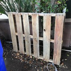 wooden pallet