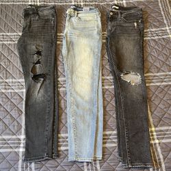 Women’s size 6/28 Jeans 