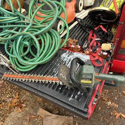 Black & Decker Hedge Hog 22 electric hedge trimmer