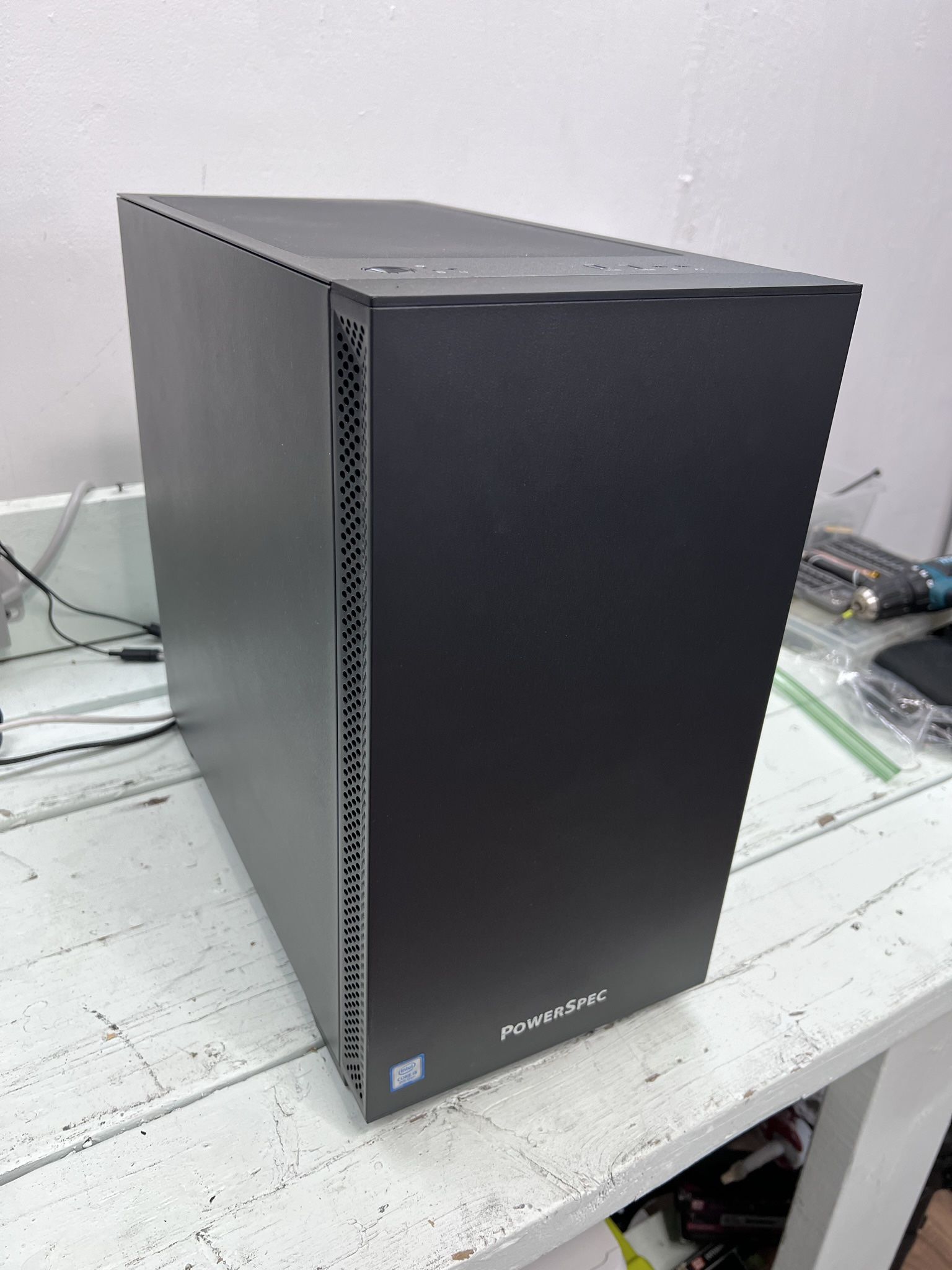 PowerSpec B677 Gaming PC