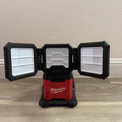 Milwaukee M18 4500 Lumens Light