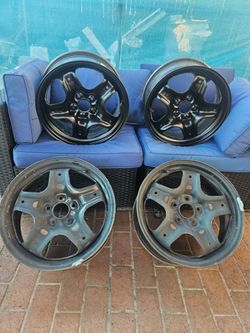 17" Stealies 5x114.3 