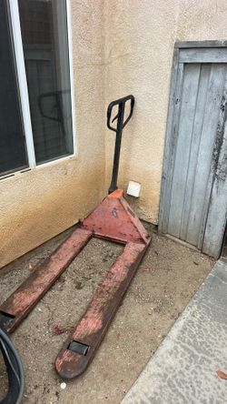 Pallet jack