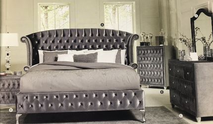 Queen Bedroom Set