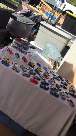 Collectible hot wheels Porsche cars