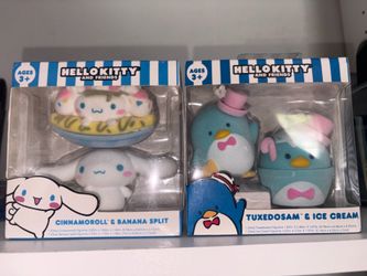 Sanrio Cinnamoroll & Tuxedo Sam figures