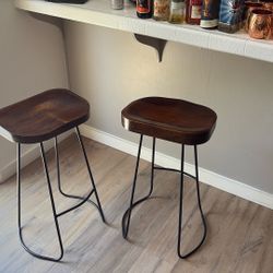 3 Bar Stools 