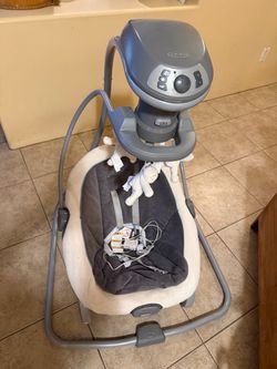 Electric baby swing