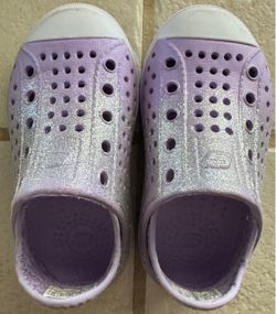 Skechers toddler shoe