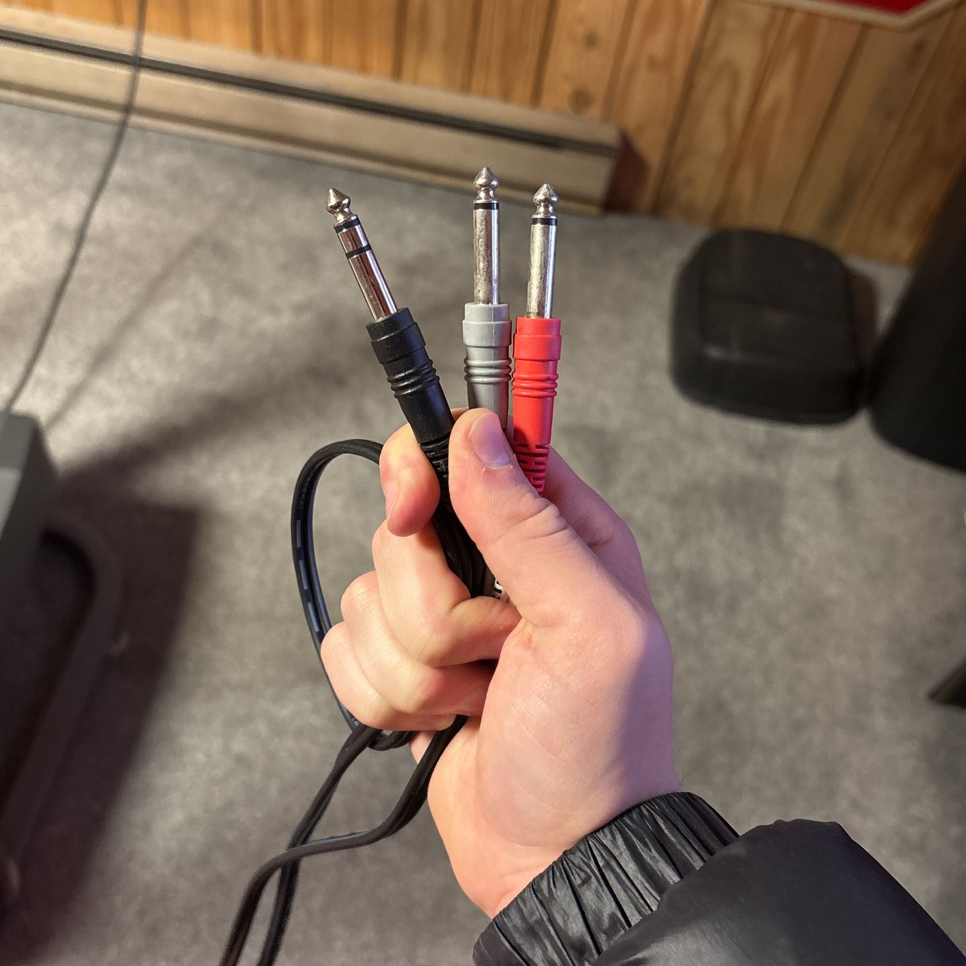 Hosa STP-202 1/4" TRS to Dual 1/4" TS Insert Cable Big Black To Big Red And Grey