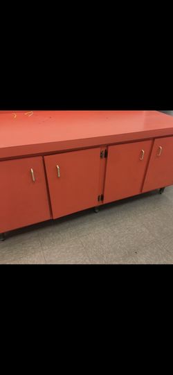 2 - 6 Ft Counters Available 4 Cupboards Underneath And Half Shelf Inside