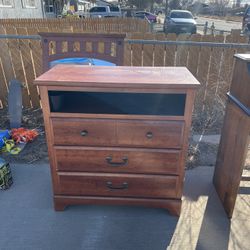 Standard Furniture TV / Media Chest – Solid Wood